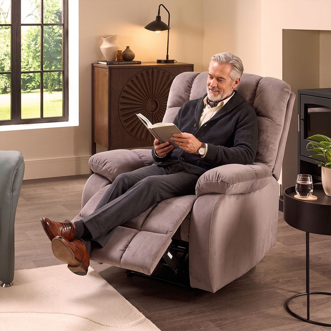 Recliner Armchair Electric Power Lift Sofa with Massage and Heat for Elderly 2 Side Pockets USB Ports Single Recliner Chairs